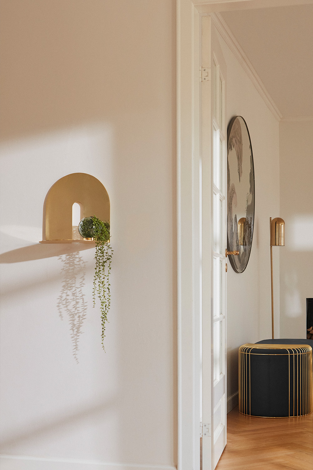 CASTELLUM shelf CASTELLUM shelf